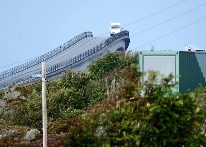 Atlantic Road Sleeping Experience Re-treats Vevang